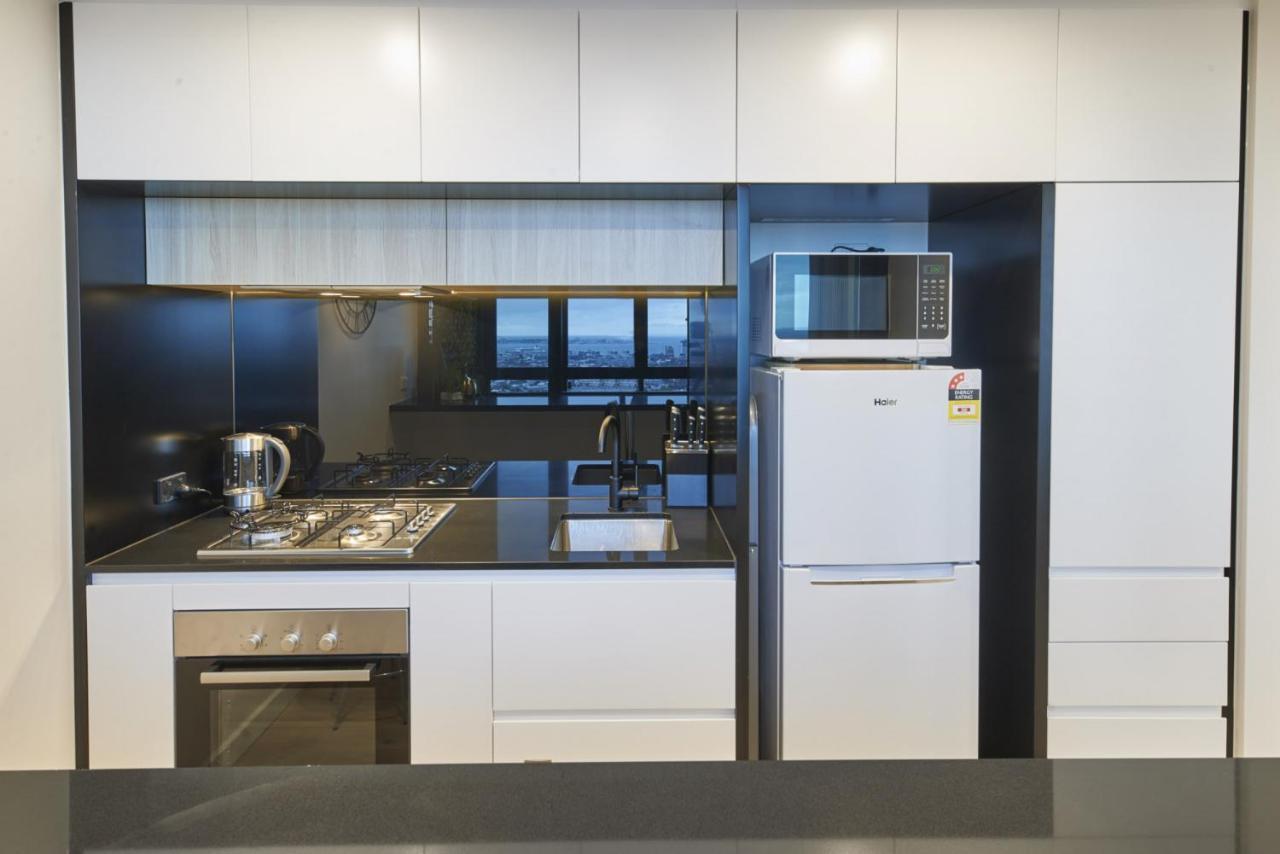 Mega Style Apartments The International Melburne Exterior foto