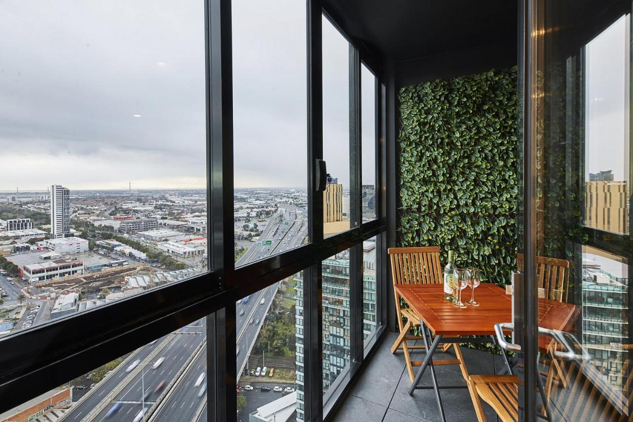 Mega Style Apartments The International Melburne Exterior foto